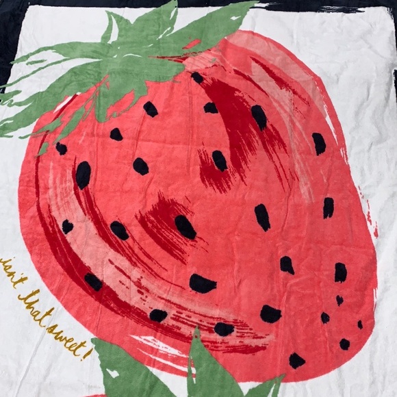 ♠️❤️kate spade New York 100% Cotton Oversized Beach Towel, Strawberry - Picture 2 of 15